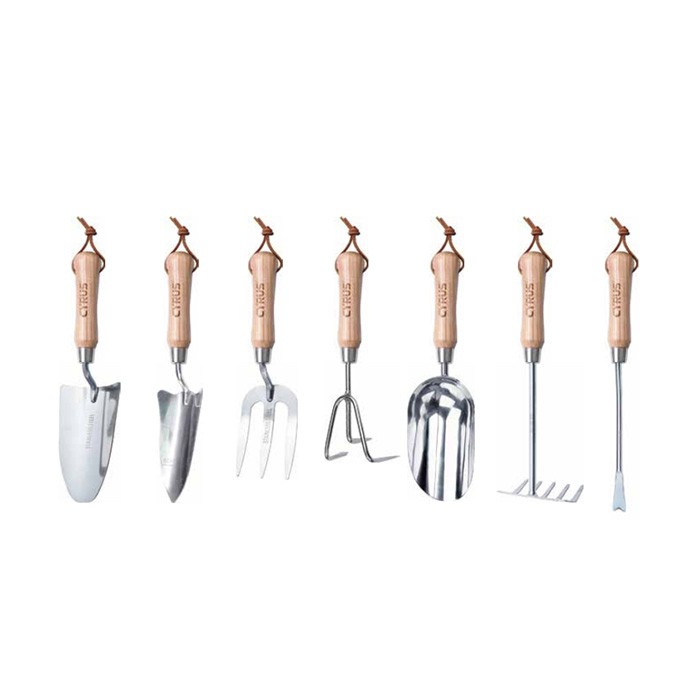 손으로 만든 정원 도구